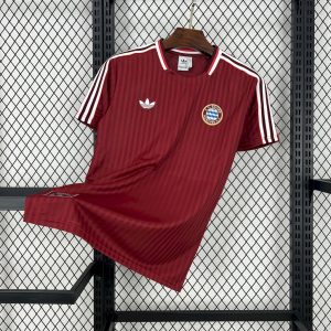 Bayern Munich 2025/26 Terrace Icons Camiseta
