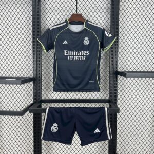 Niños · Real Madrid 2025/26 2ª Equipación Conjunto