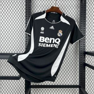 Retro Real Madrid 2006/07 Camiseta 2ª Equipación