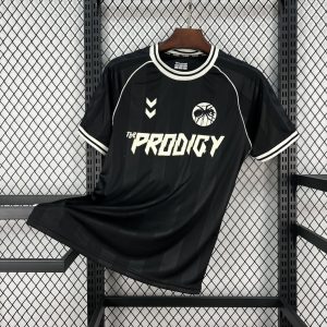 The Prodigy x Hummel 2026 Football Camiseta